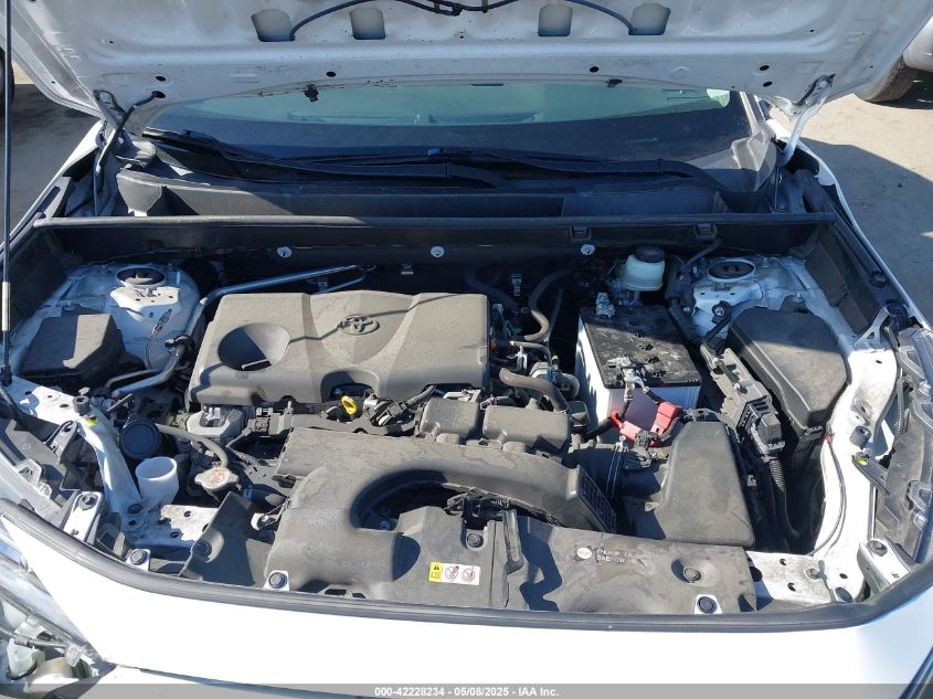 2019 Toyota Rav4 Xle VIN: JTMW1RFV0KD041108 Lot: 42228234