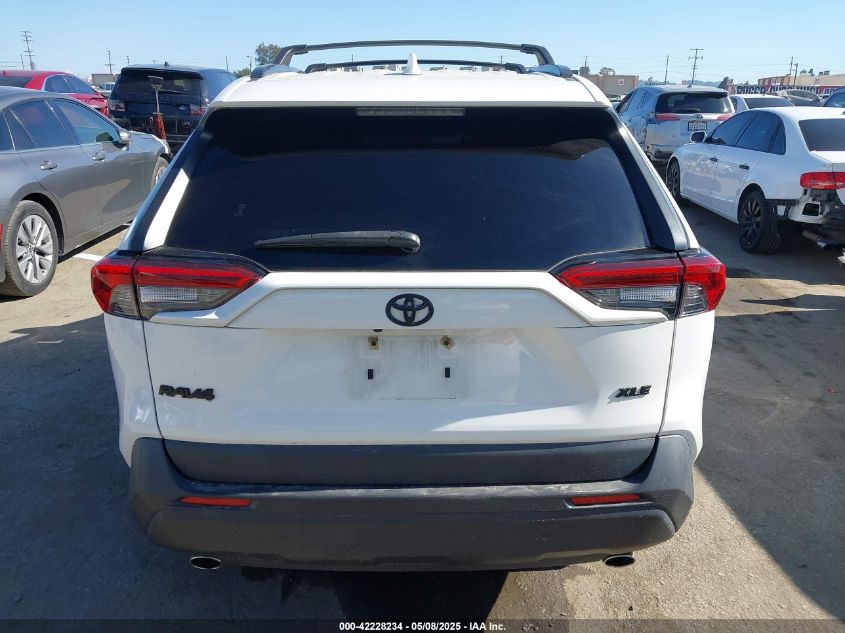 2019 Toyota Rav4 Xle VIN: JTMW1RFV0KD041108 Lot: 42228234
