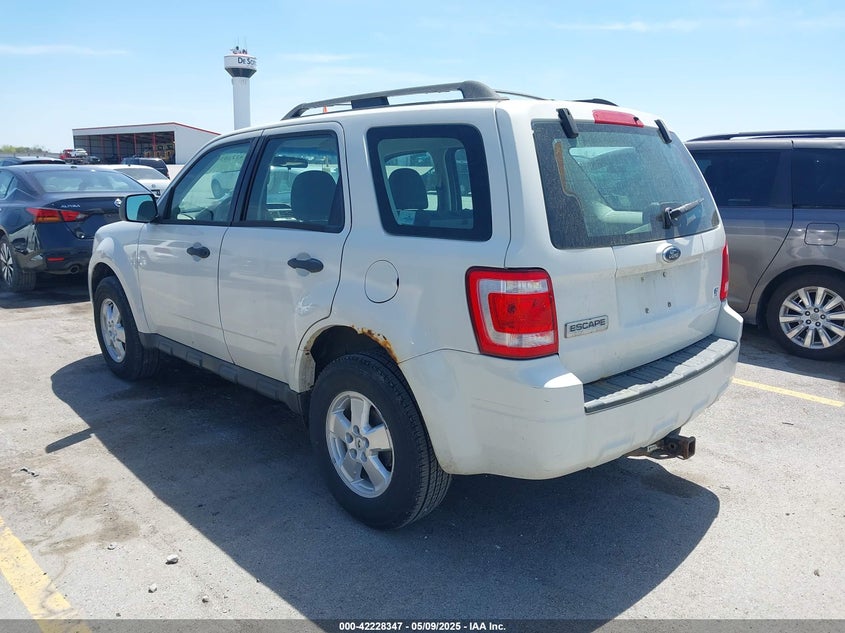 2009 FORD ESCAPE VIN: 1FMCU02759KD02022