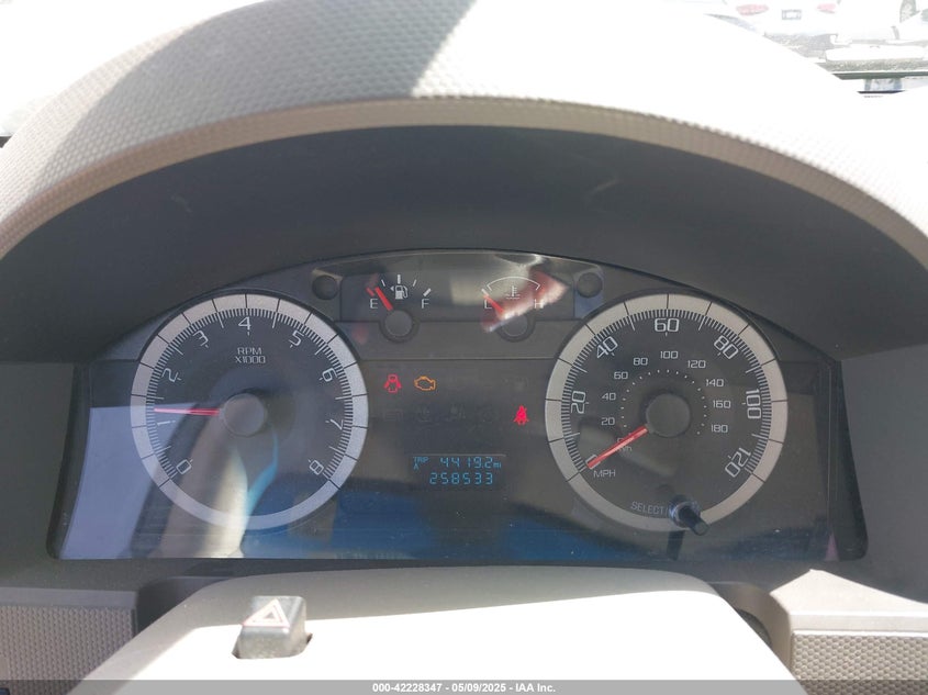 2009 FORD ESCAPE VIN: 1FMCU02759KD02022