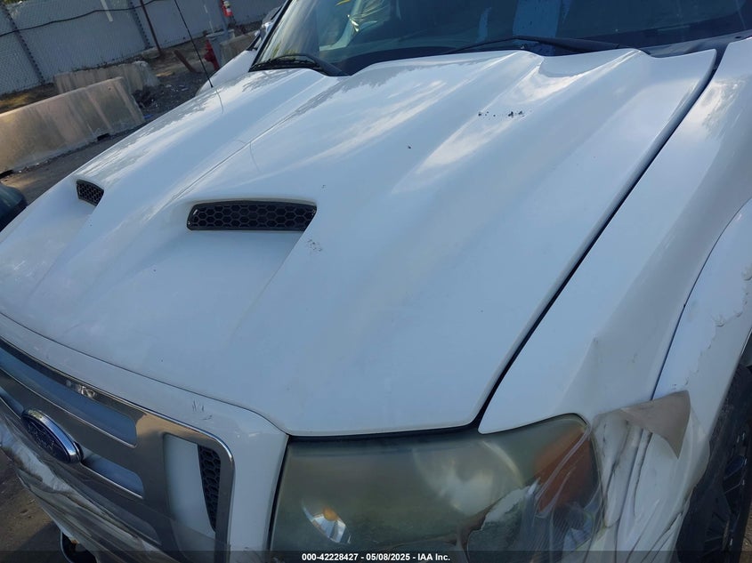 2007 Ford F-150 Fx4/Lariat/Xlt VIN: 1FTPW14V97FB11985 Lot: 42228427