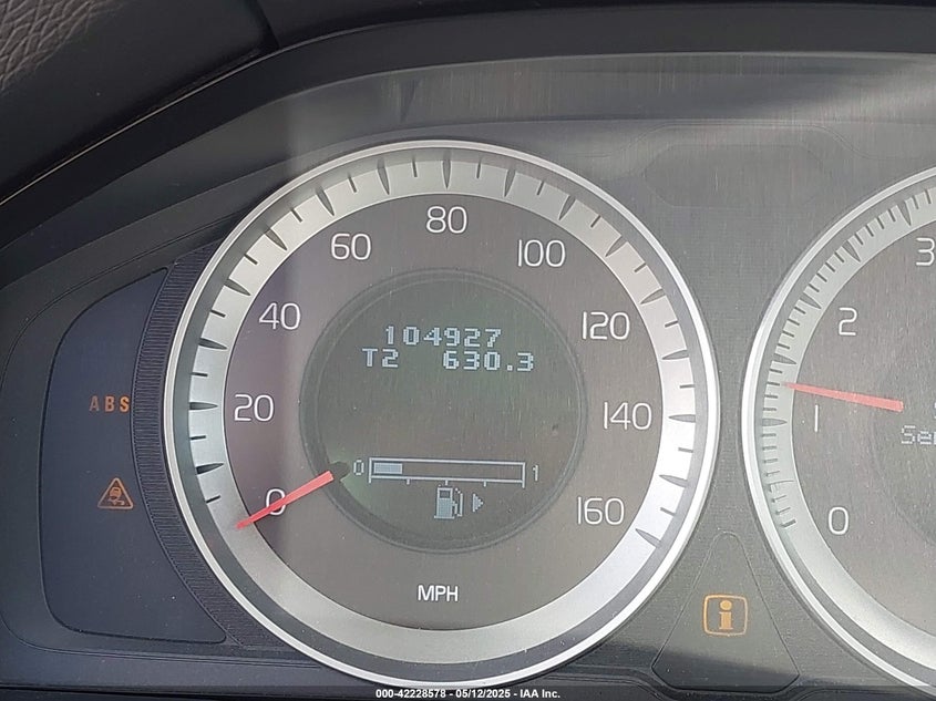 2011 FORD EXPLORER VIN: 1FMHK8F80BGA53859