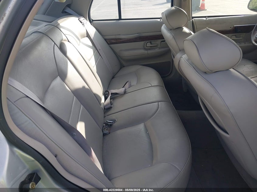 1998 Mercury Grand Marquis VIN: 2MEFM75W3WX660028 Lot: 42228584