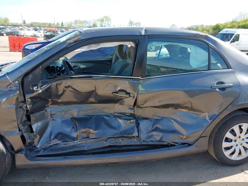 2013 TOYOTA COROLLA LE - 2T1BU4EE2DC965110