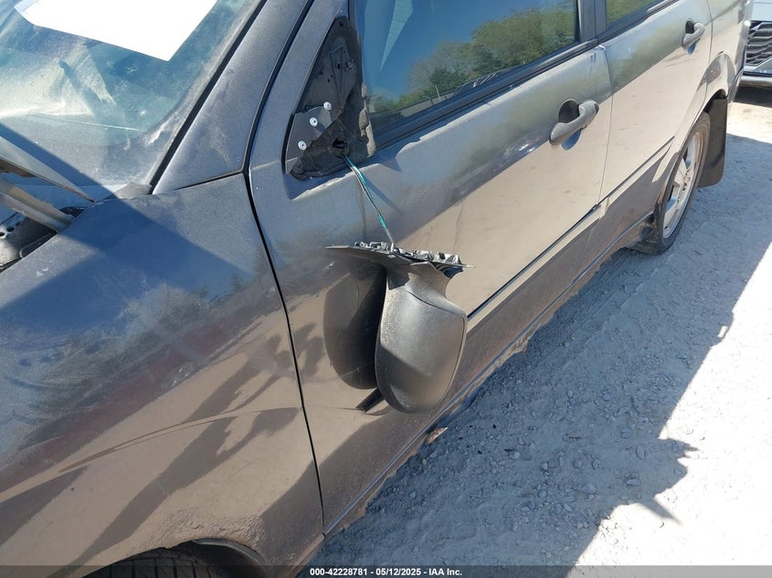2006 FORD FOCUS VIN: 1FAHP34N66W107376