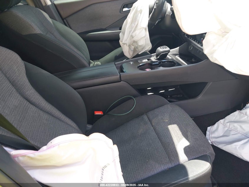 2021 NISSAN ROGUE VIN: 5N1AT3BAXMC682744