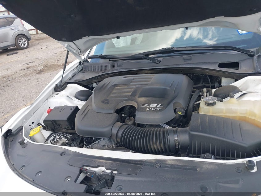 2022 DODGE CHARGER VIN: 2C3CDXBG4NH208183