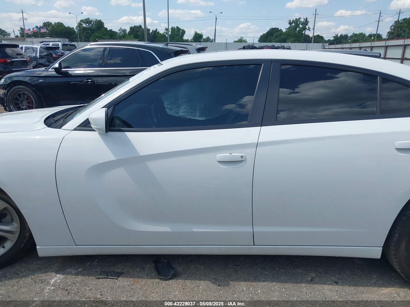 VIN 2C3CDXBG4NH208183 2022 DODGE CHARGER SXT RWD