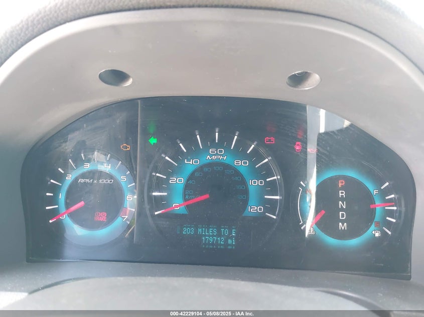 2010 FORD FUSION VIN: 3FAHP0JG2AR233993