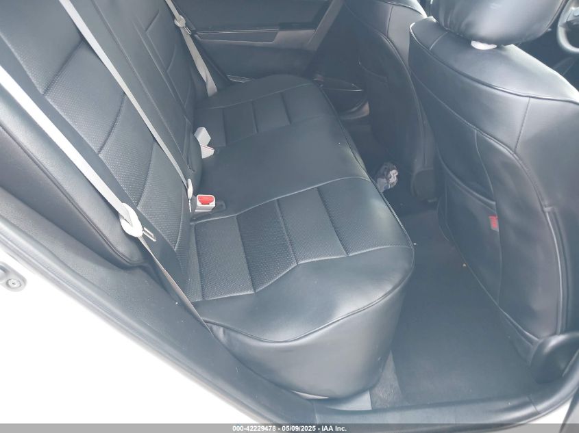 2018 Toyota Corolla Le VIN: 5YFBURHE1JP834688 Lot: 42229478