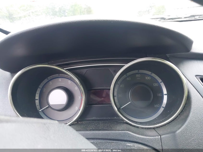 2012 HYUNDAI SONATA VIN: 5NPEB4AC5CH447401