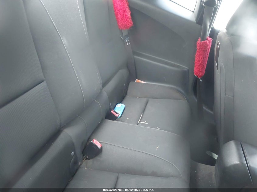 2015 CHEVROLET CAMARO VIN: 2G1FD1E33F9110233