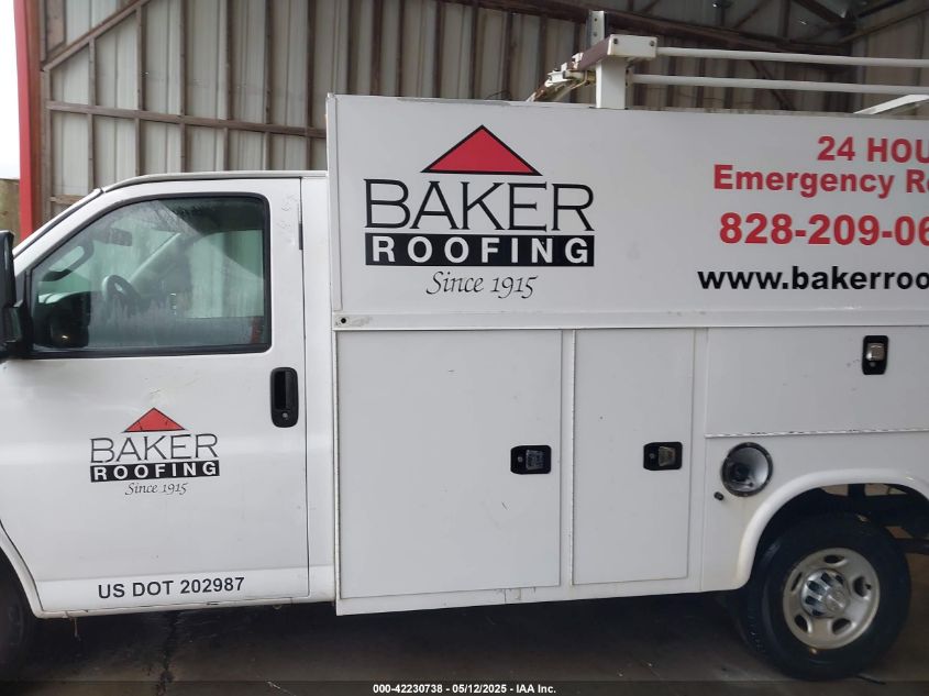 2017 Chevrolet Express Cutaway Work Van VIN: 1GB0GRFG9H1347602 Lot: 42230738