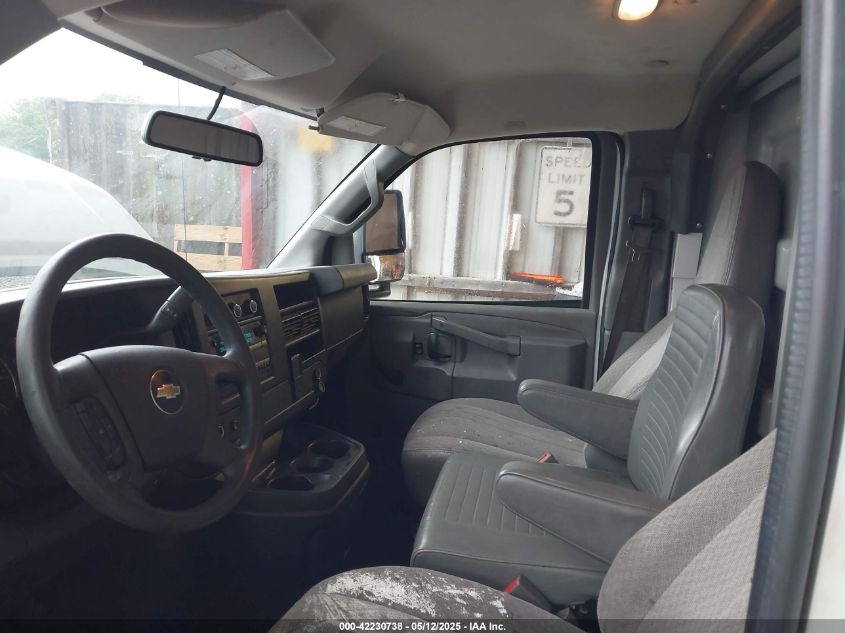 2017 Chevrolet Express Cutaway Work Van VIN: 1GB0GRFG9H1347602 Lot: 42230738