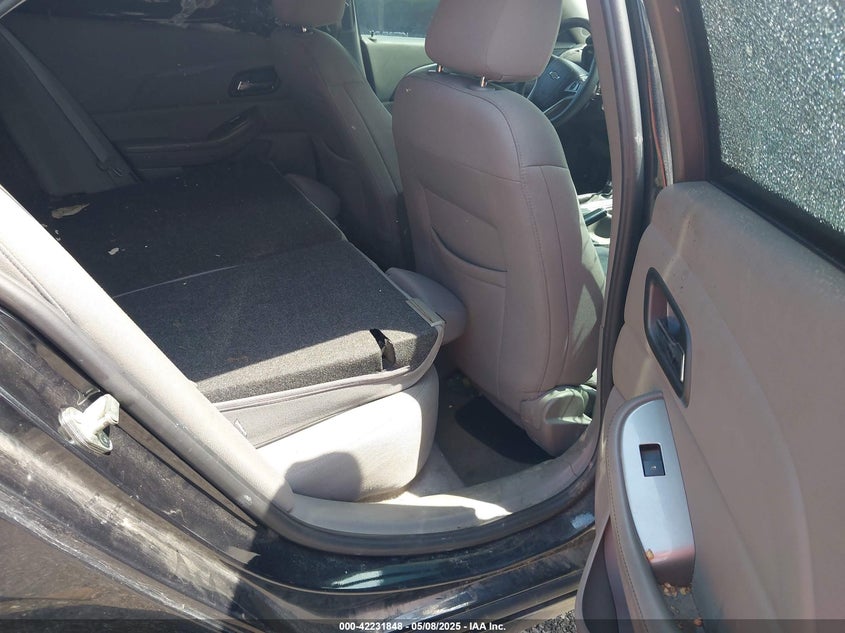 2014 CHEVROLET MALIBU VIN: 1G11A5SL3EF252733