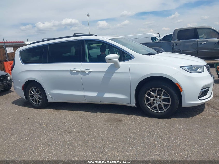 2021 Chrysler Pacifica Touring VIN: 2C4RC1FG6MR526427 Lot: 42231880