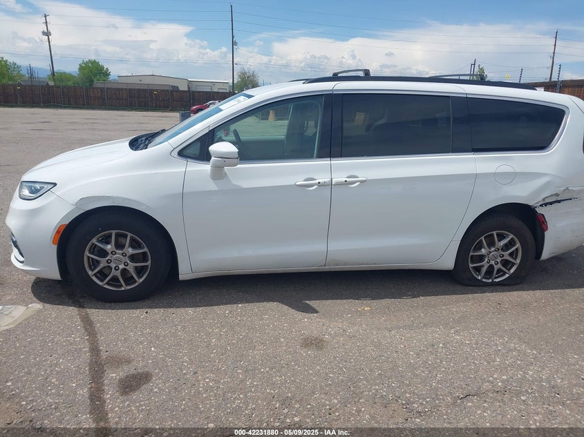 2021 Chrysler Pacifica Touring VIN: 2C4RC1FG6MR526427 Lot: 42231880