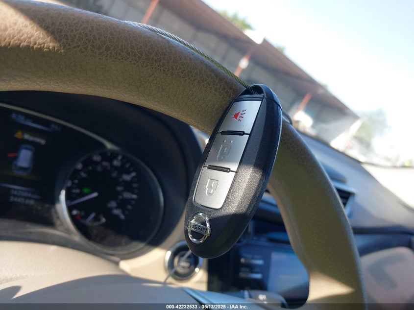 2015 NISSAN ROGUE S/SL/SV - KNMAT2MT4FP539409