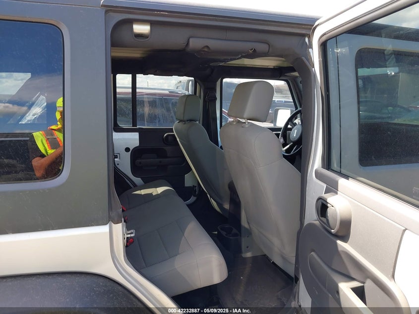 2008 JEEP WRANGLER / VIN: 1J4GA69178L550598