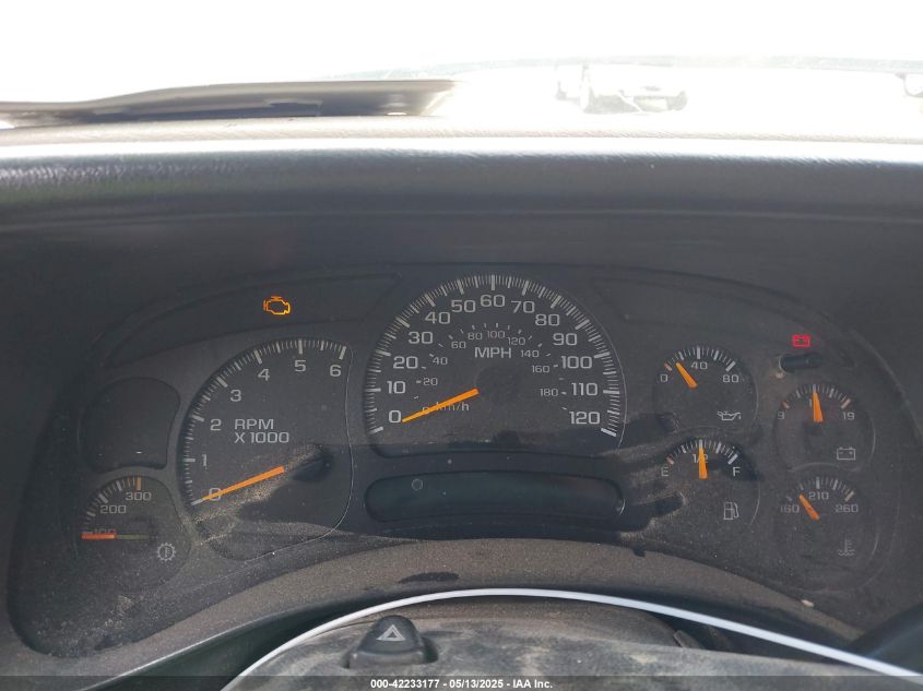 2004 Chevrolet Silverado VIN: 1GCHC2GU44E322371 Lot: 42233177