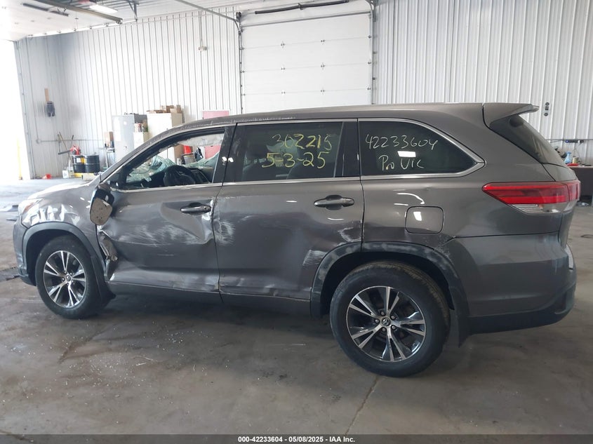 2017 TOYOTA HIGHLANDER VIN: 5TDBZRFH8HS386143