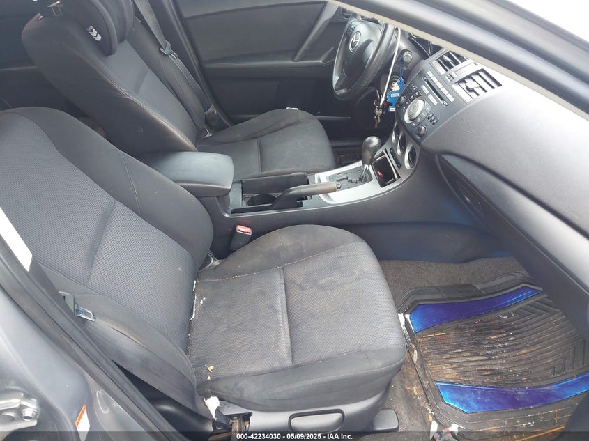 2010 MAZDA MAZDA3 VIN: JM1BL1SG2A1275588