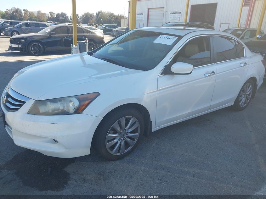 2012 HONDA ACCORD VIN: 1HGCP3F82CA034321