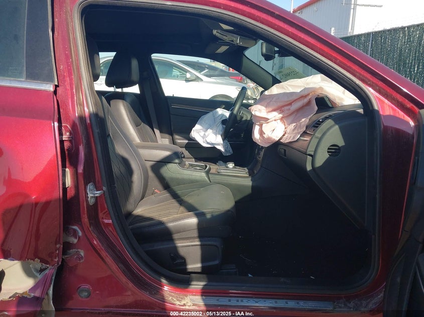 2017 CHRYSLER 300C PLATINUM - 2C3CCAPG0HH506131