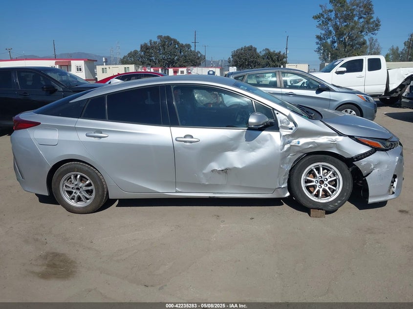 2017 TOYOTA PRIUS PRIME VIN: JTDKARFP6H3021962