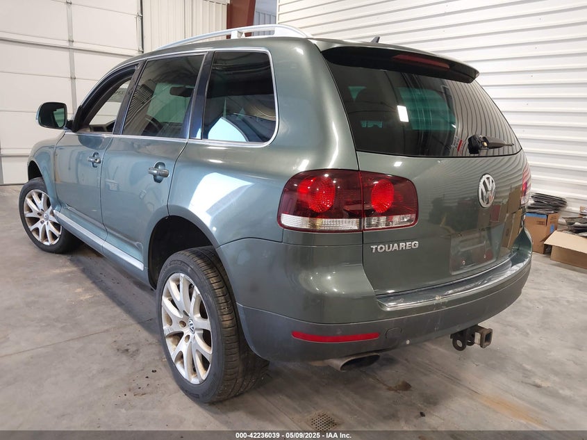 2008 VOLKSWAGEN TOUAREG 2 VIN: WVGCB77L98D030436
