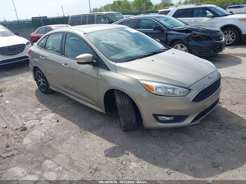 2016 FORD FOCUS VIN: 1FADP3F20GL212015