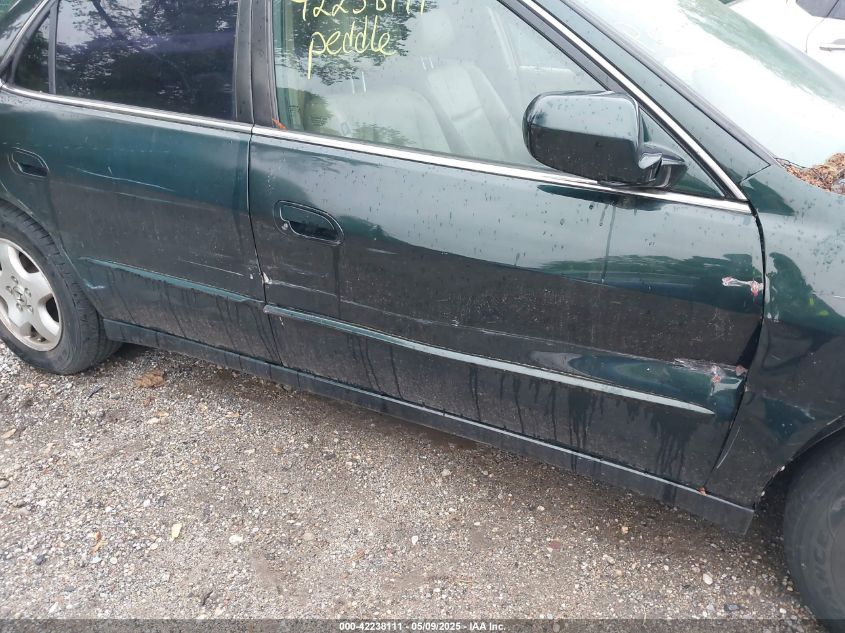 2000 Honda Accord 3.0 Ex VIN: 1HGCG165XYA030471 Lot: 42238111