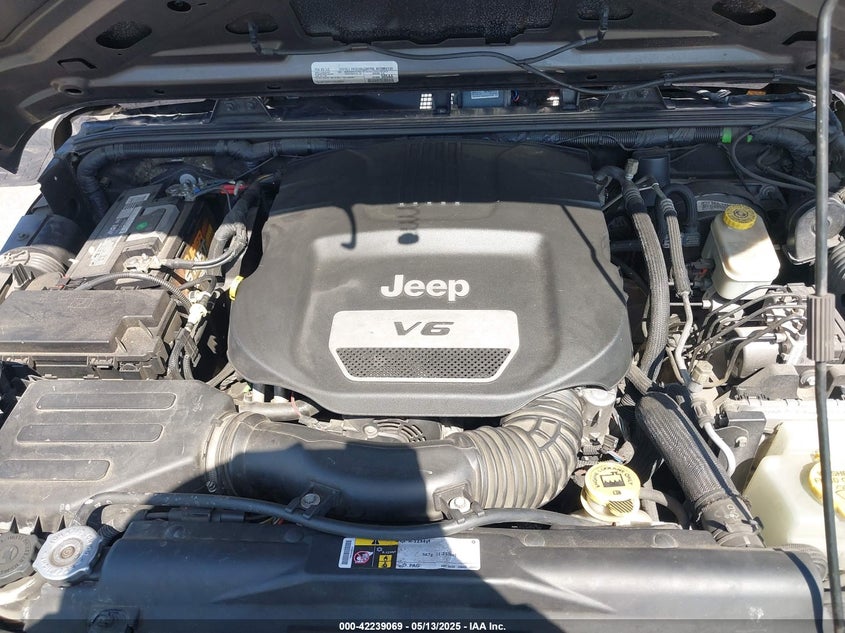 2016 JEEP WRANGLER UNLIMITED SPORT - 1C4BJWDG7GL229364