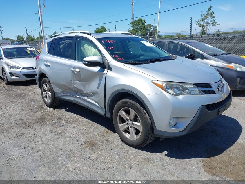 2013 TOYOTA RAV4 VIN: JTMRFREV9DD031180