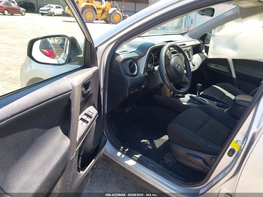 2013 TOYOTA RAV4 VIN: JTMRFREV9DD031180