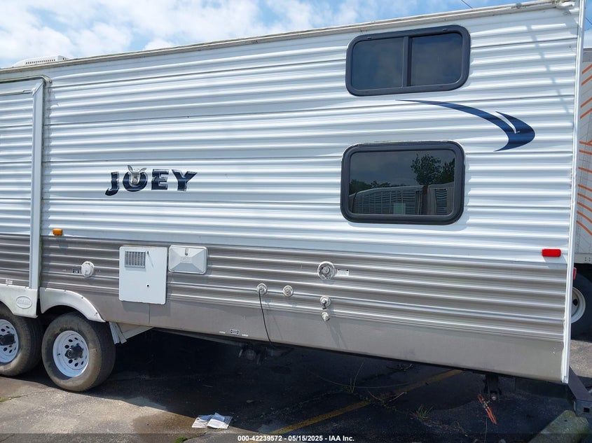 2011 SKYL NOMAD 367 VIN: 1SE900R23BF001519
