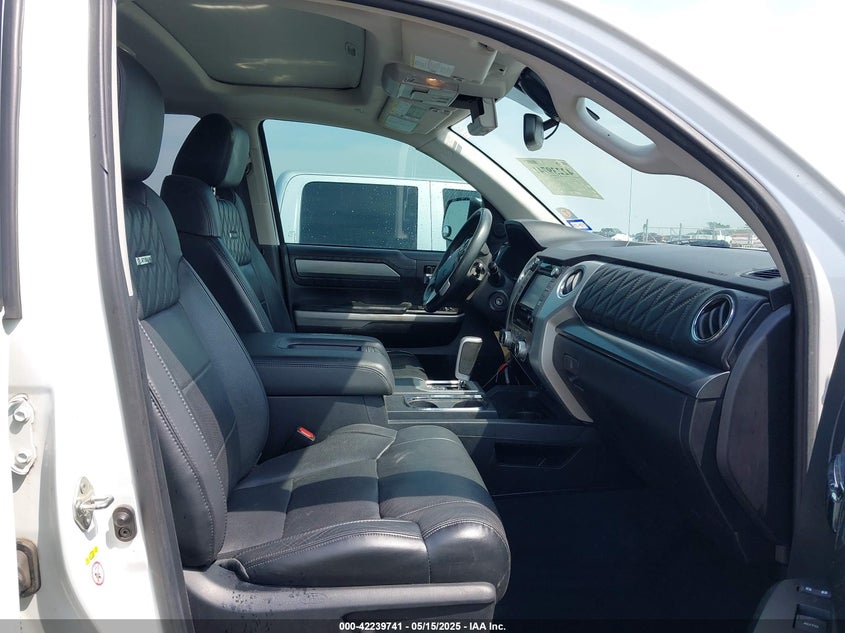 2019 TOYOTA TUNDRA PLATINUM 5.7L V8 - 5TFAY5F17KX869635