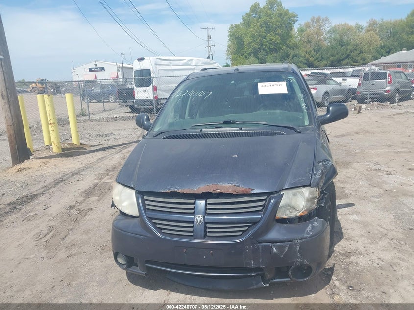 2007 DODGE CARAVAN VIN: 1D4GP25R57B171700