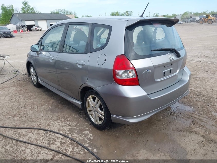 2008 HONDA FIT VIN: JHMGD37648S011368