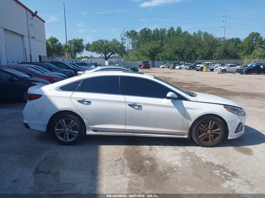 VIN 5NPE34AFXKH774141 2019 HYUNDAI SONATA SPORT
