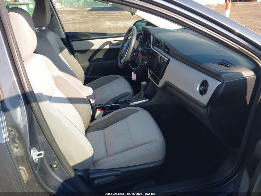 2017 TOYOTA COROLLA LE - 5YFBURHEXHP690472