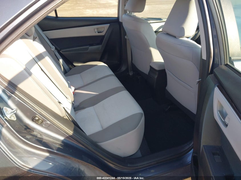 2017 TOYOTA COROLLA LE - 5YFBURHEXHP690472