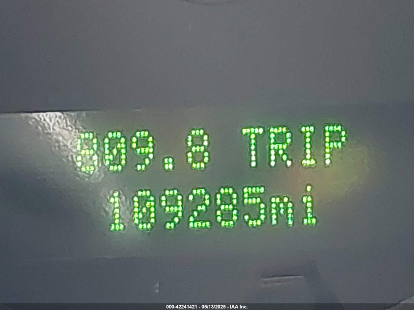 2008 Ford Mustang VIN: 1ZVHT80N785105635 Lot: 42241421