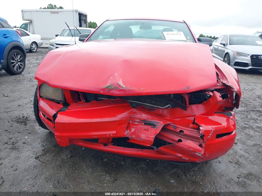 2008 Ford Mustang VIN: 1ZVHT80N785105635 Lot: 42241421