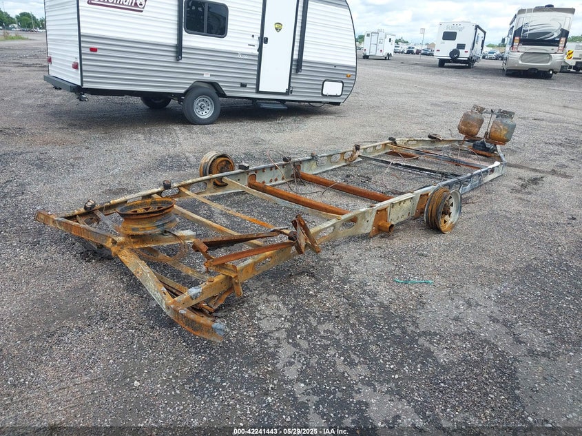 4PXT4212721021810 2002 ARO  photo no. 4