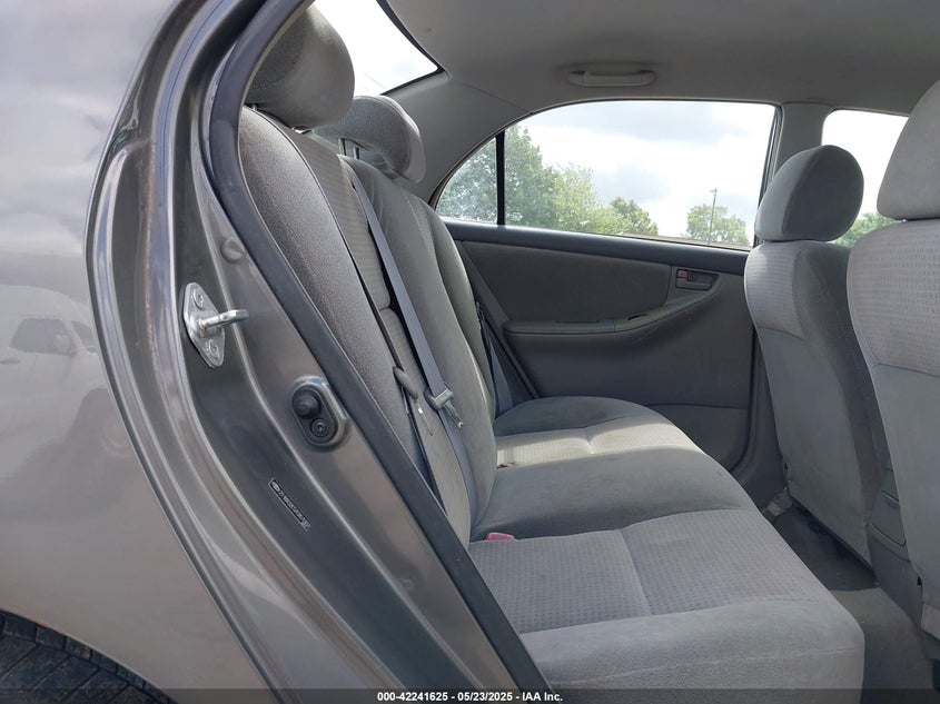 2007 TOYOTA COROLLA VIN: 2T1BR32E57C851302