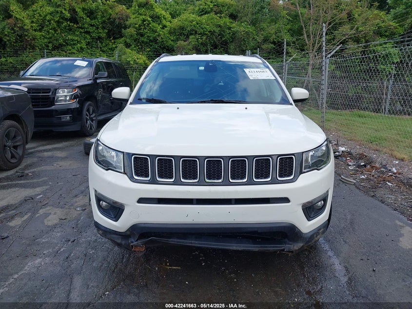 2018 JEEP COMPASS LATITUDE 4X4 - 3C4NJDBBXJT320472