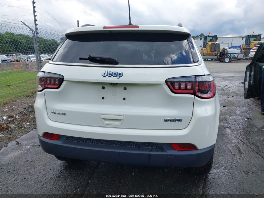 2018 JEEP COMPASS LATITUDE 4X4 - 3C4NJDBBXJT320472