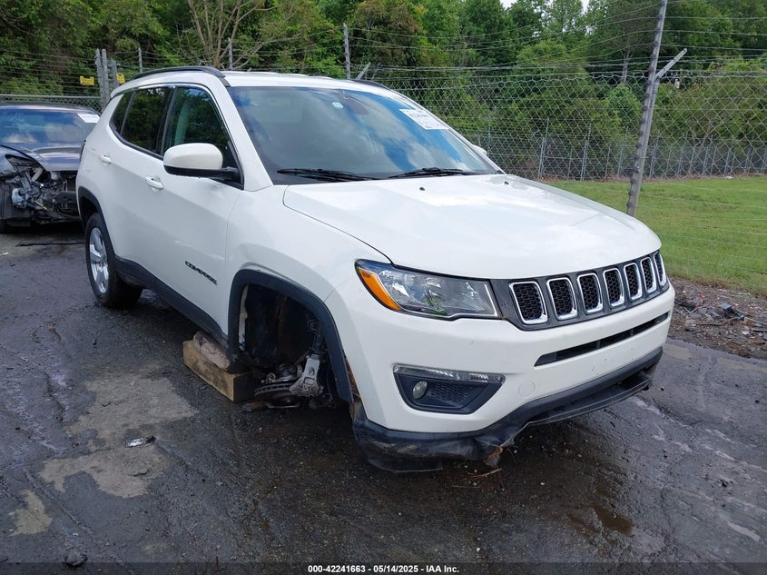 2018 JEEP COMPASS LATITUDE 4X4 - 3C4NJDBBXJT320472