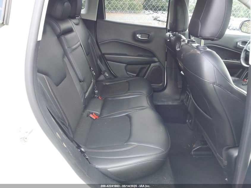 2018 JEEP COMPASS LATITUDE 4X4 - 3C4NJDBBXJT320472